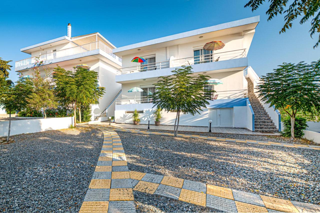 Salora Studio-Apartments อาร์คานเยโลส ภายนอก รูปภาพ