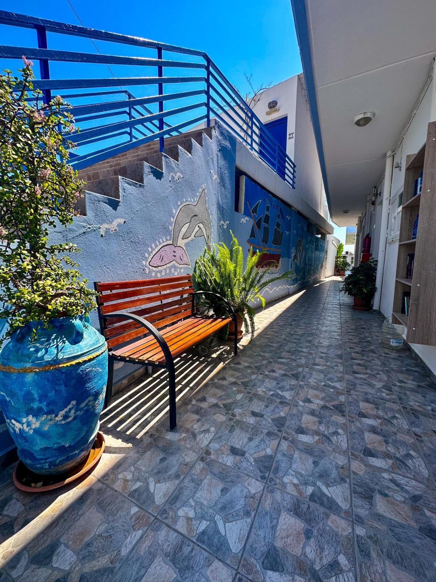 Salora Studio-Apartments อาร์คานเยโลส ภายนอก รูปภาพ